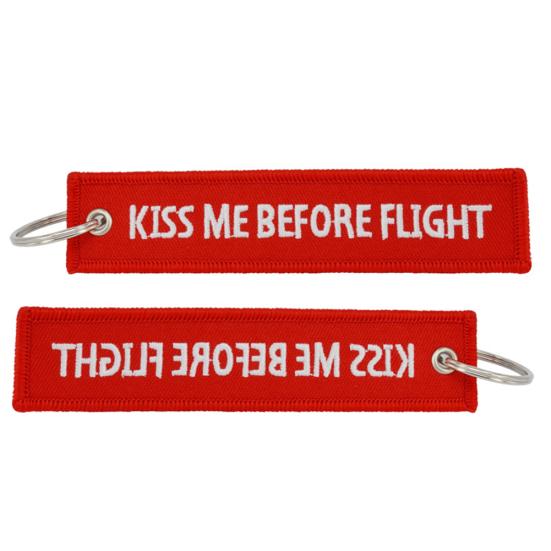 „Kiss Me Before Flight“-Stickerei-Tag, Auto-Schlüsselanhänger, Schlüsselanhänger, Anhänger