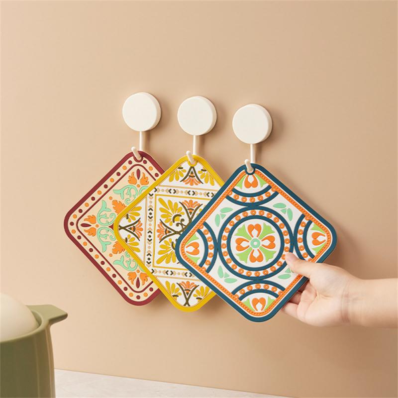 Natural Cork Round Cup Mat Drink Coasters Heat Insulation Patterned Pot Holder Mats For Coffee Table Tabletop Kitchen Tools
