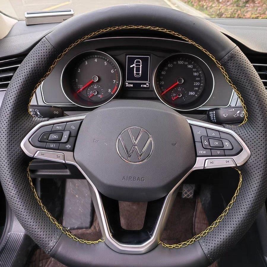 L6F ręcznie szyta skórzana osłona kierownicy, antypoślizgowa, odporna na zużycie, pochłaniająca pot; kompatybilny z Volkswagen, Toyota i Honda.
