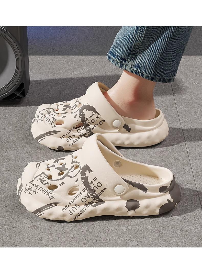 

Милая женская уличная обувь, летние тапочки с дырками, нескользящие студенческие уличные тапочки, два способа ношения, с принтом в виде сумки и головы, пляжная обувь 38-39 [One size larger for the foot width]