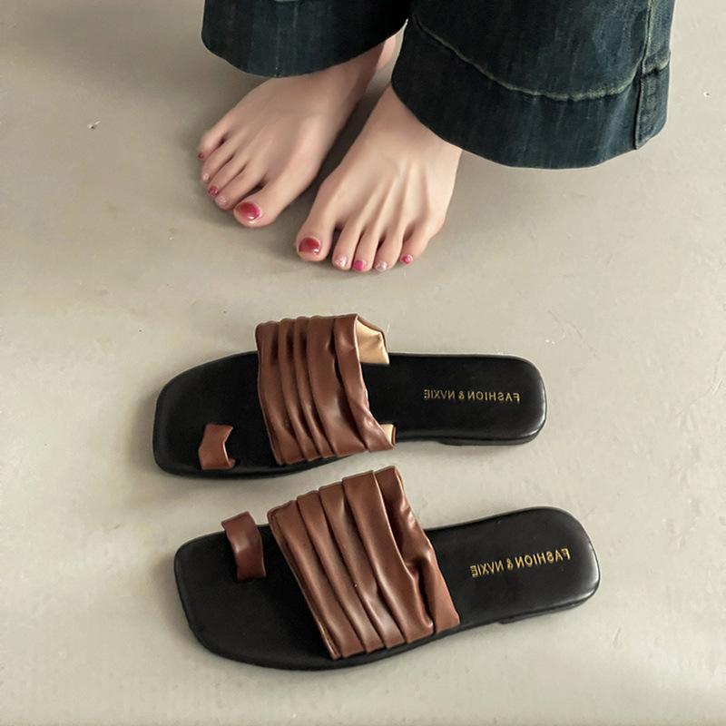 Fashion Versatile Casual Design Sense Sleeve Toe Cool Slippers Women's Summer Retro Pleated Temperament Flat Bottom Half Slippers
