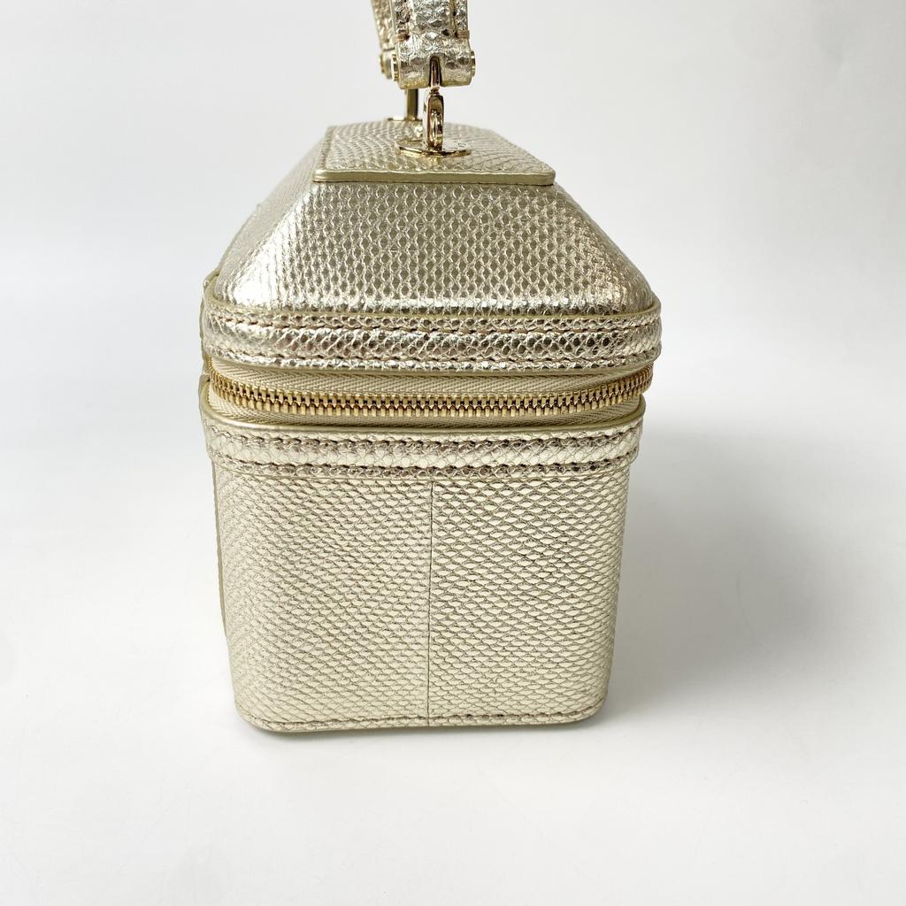 Używana torba na ramię BVLGARI złota skóra Kobiety