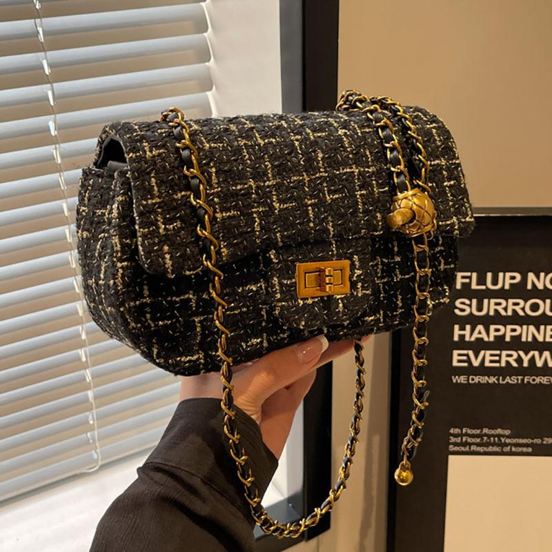 Chain Bag Women's New Fashion Shoulder Messenger Bag Small Square Bag
