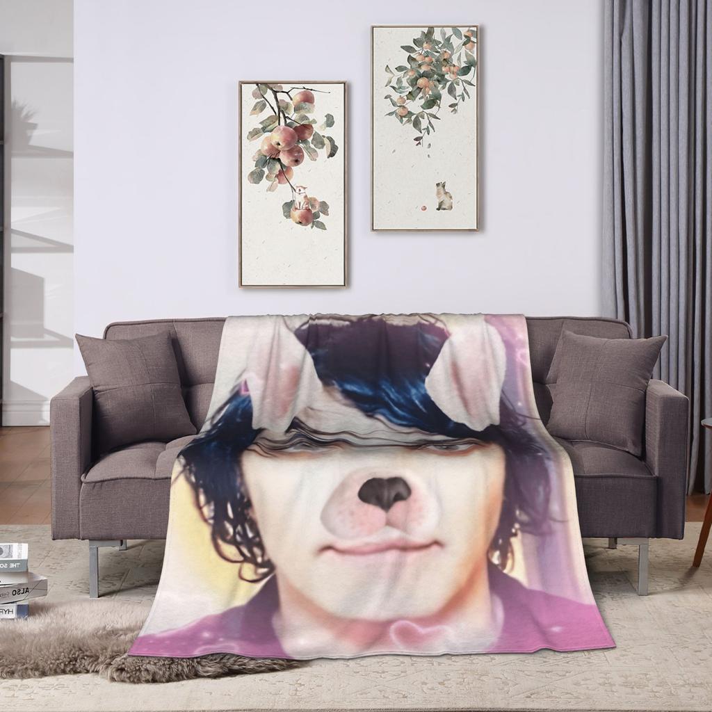 Super Warm Blanket Children Decorative Kawaii Gerard Throw Blanket My Chemical Romance Flannel Bedspread For Couch Bed Bed Cover