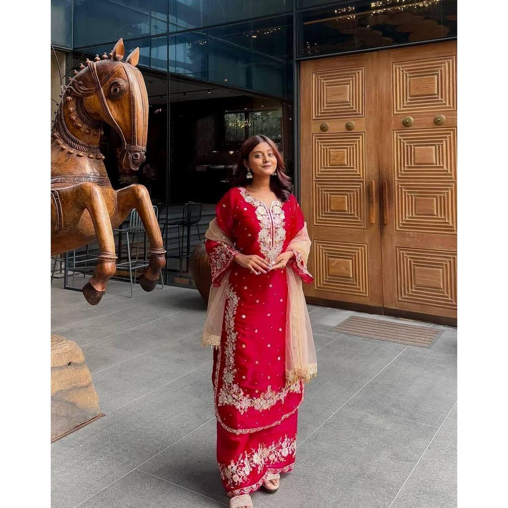 Launching New Đěsigner Party Wear Look  Top Plazzo & Dupatta Set