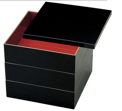 Wakaizumi Hanabiju Black with Red Interior and Gold 3 Lacquerware, 7-inch (Flower-like Box), Rim, Tiers, H-150-20A