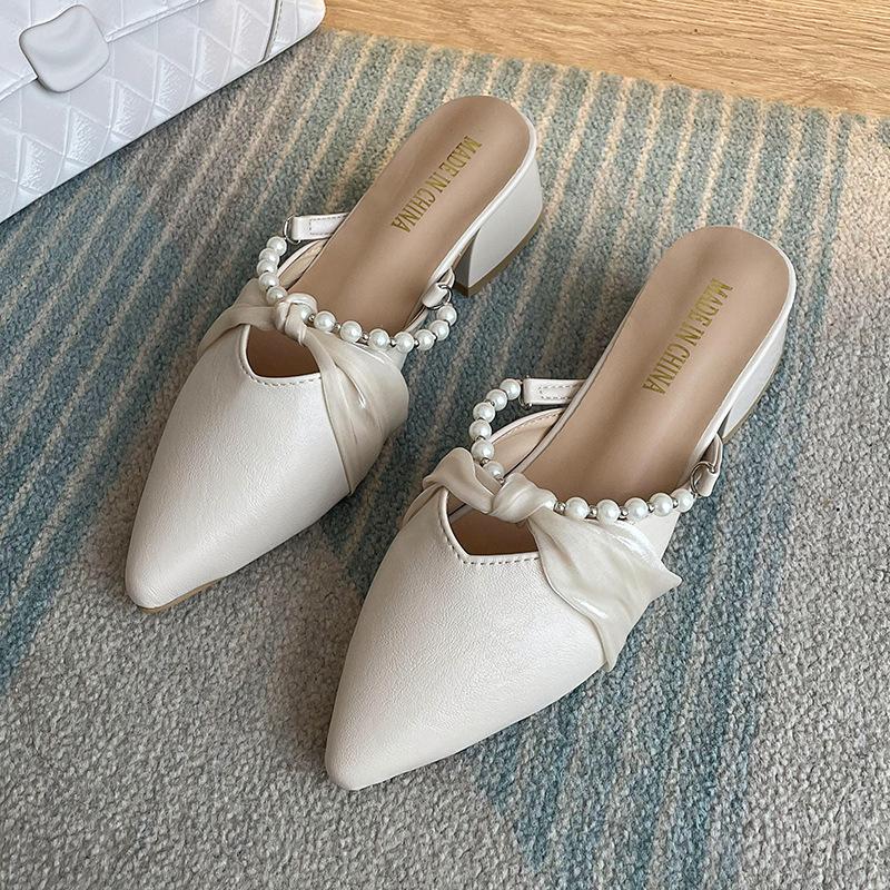 Single Shoes Medium Heel Spring 2025 British New Shallow Mouth Pointed Head Side Empty Fairy Evening Evening Wind Shoes Thick Heel Female Flat