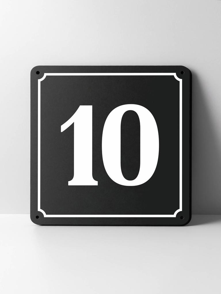 Metal House Number Sign, Black White Contrast, Outdoor Wall Decor for Home Street