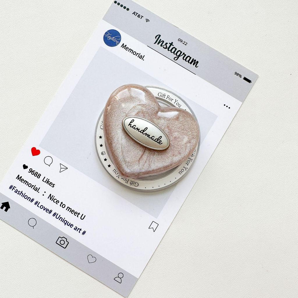 Colorful Heart Magnetic Phone Holder: Luxurious Airbag Design for Easy Viewing