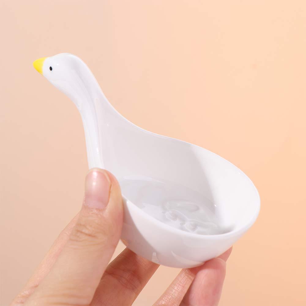 4PCS Portable Ceramic Dipping Bowls 3D Seasoning Dish Cute Sauce Dishes Restaurant