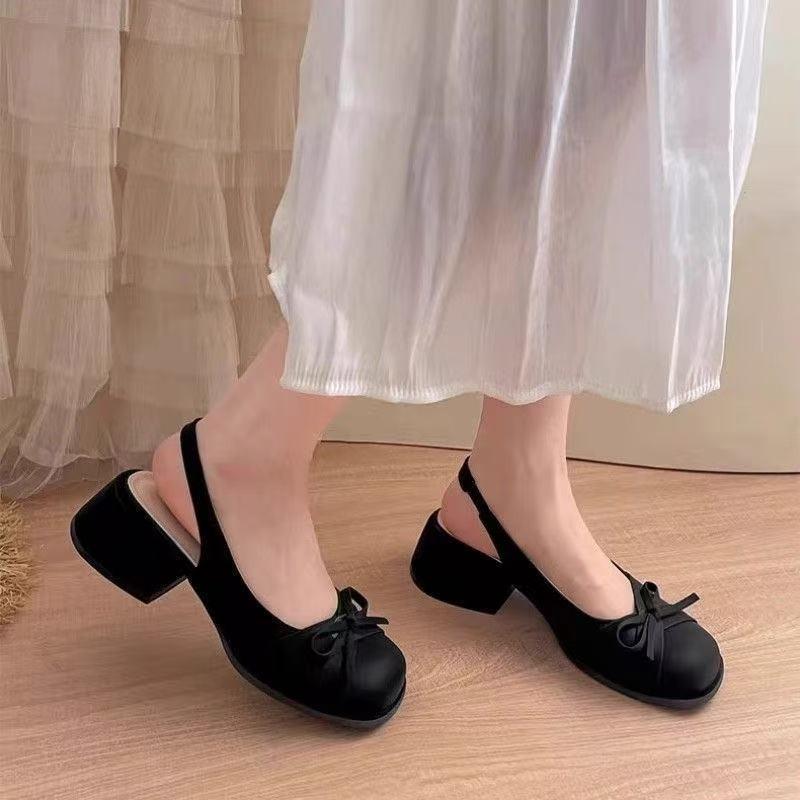 

Летние сандалии женские модные с толстым каблуком, с ремешком сзади, с закрытым носком и бантом-бабочкой, женские уличные гладиаторские сандалии 40 чёрный