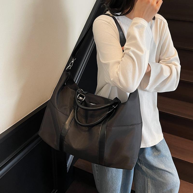 Short Distance Lightweight Business Travel Luggage Storage Bag Large Capacity Waterproof Fitness Swimming Bag