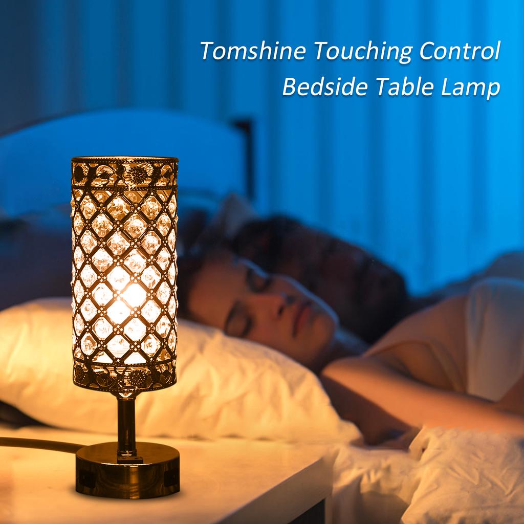 Tomshine Touching Control Nachttischlampe mit zwei USB-Ladeanschlüssen und AC-Steckdose, 3-fach dimmbar