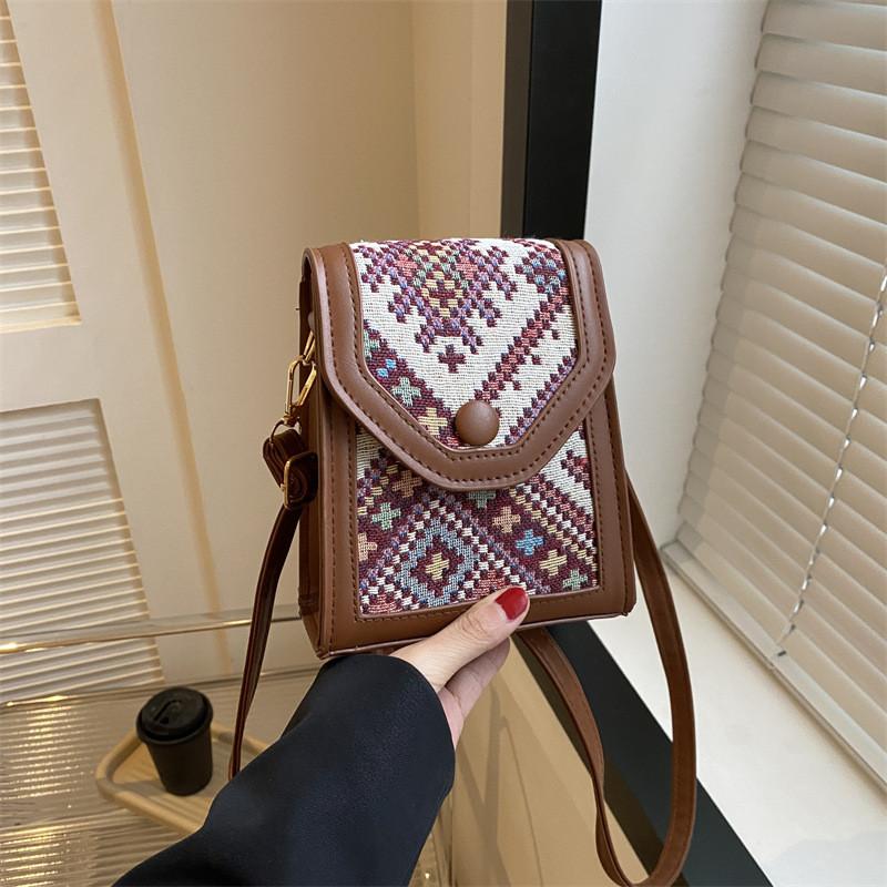 Chic Retro Women's Handbag Korean Style Vertical Phone Bag For Everyday Use
