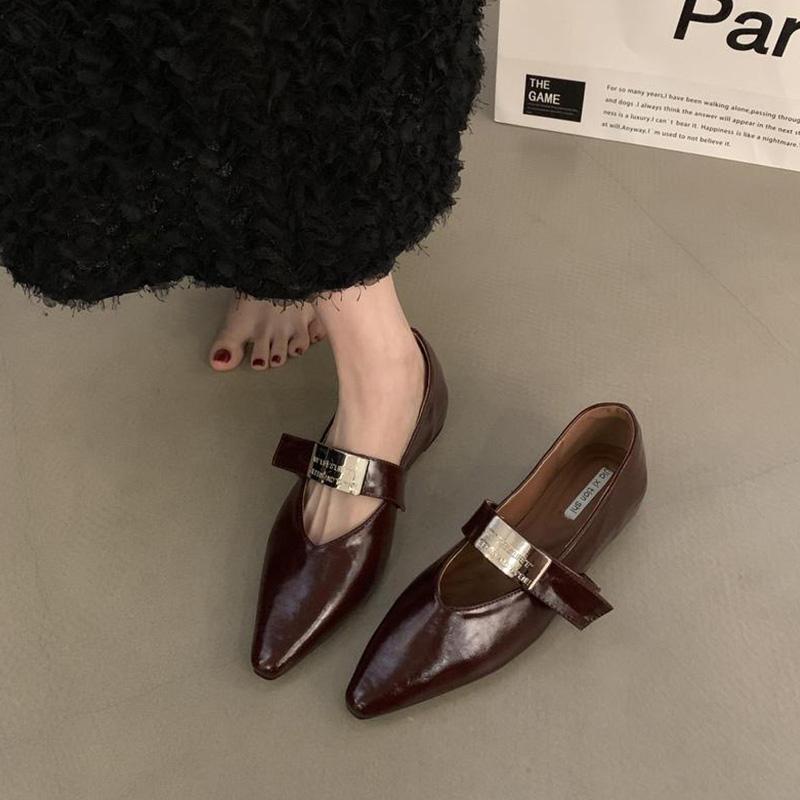 Fashion Flat Shoes Women's Plus Size Women's Shoes 41 42 43 Spring and Autumn 2025 New French Pointed Women's Mary Jane Shoes Loafers