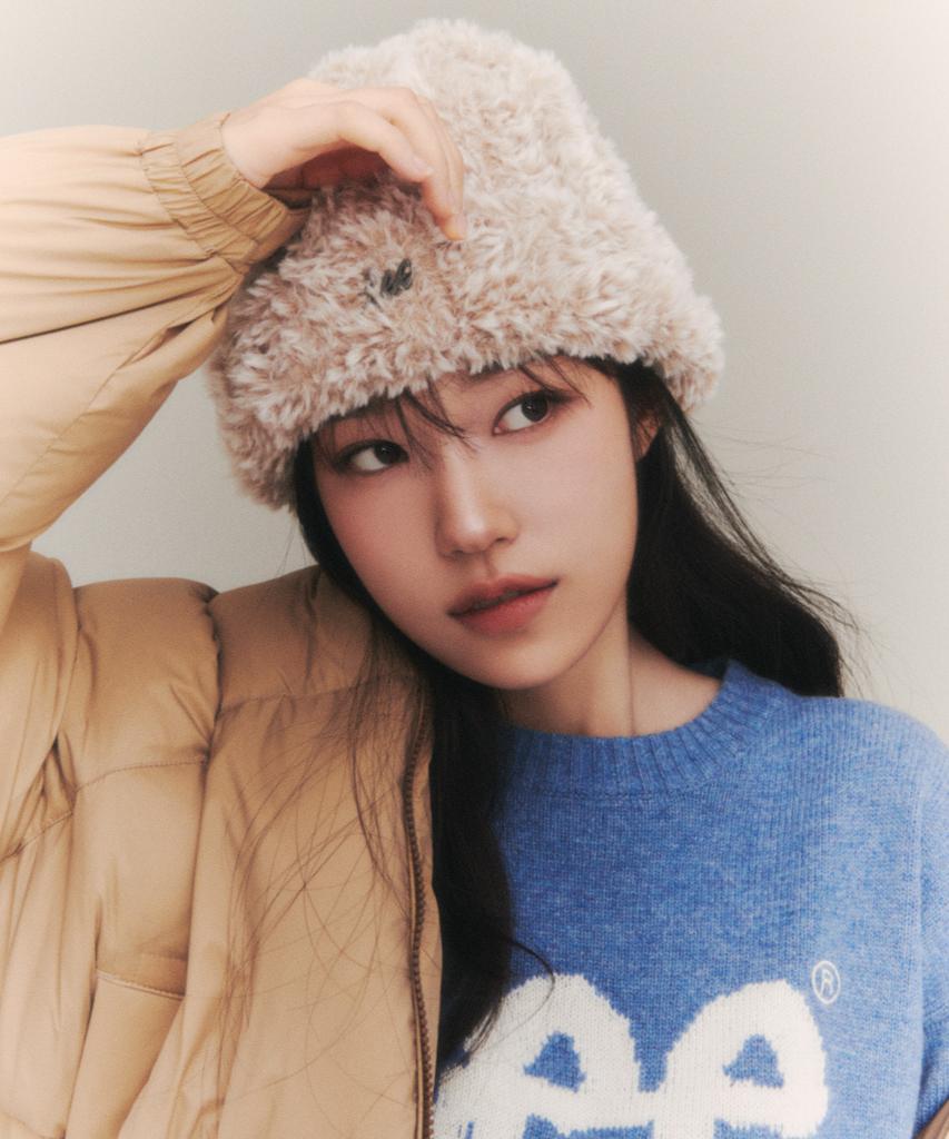 LEE Hairy Fur Beanie Beige