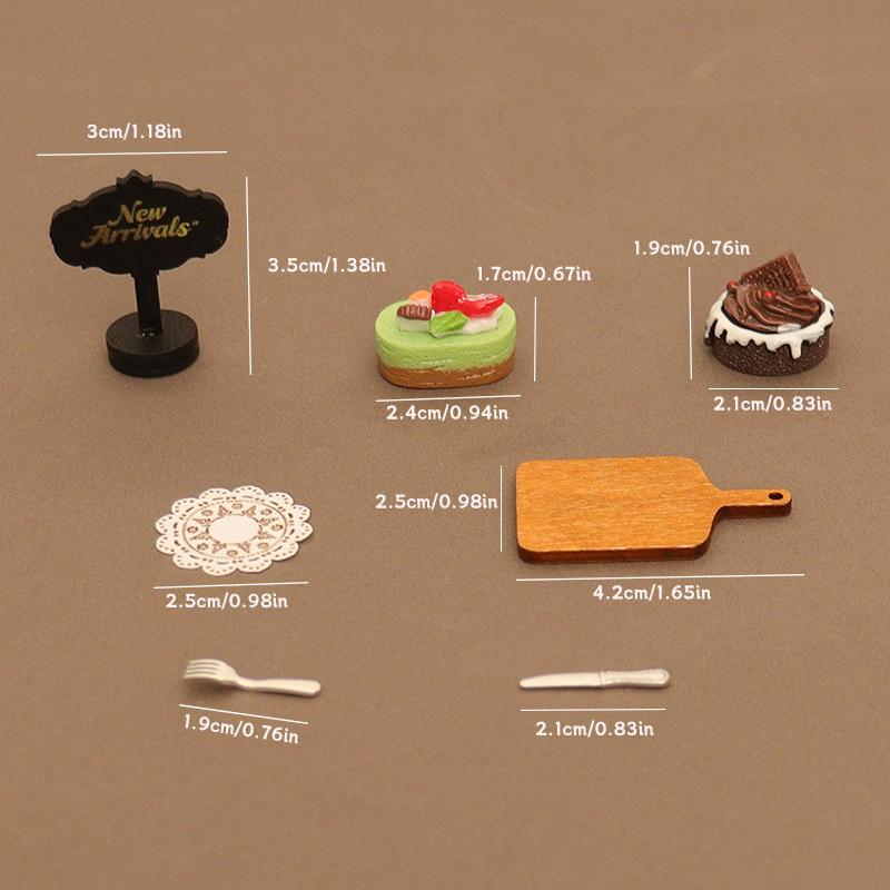 6Pcs/Set Cute Miniature Food Toy Dollhouse Mini Cake Pad Paper Tray Knife And Fork Model For Doll Kitchen Accessories