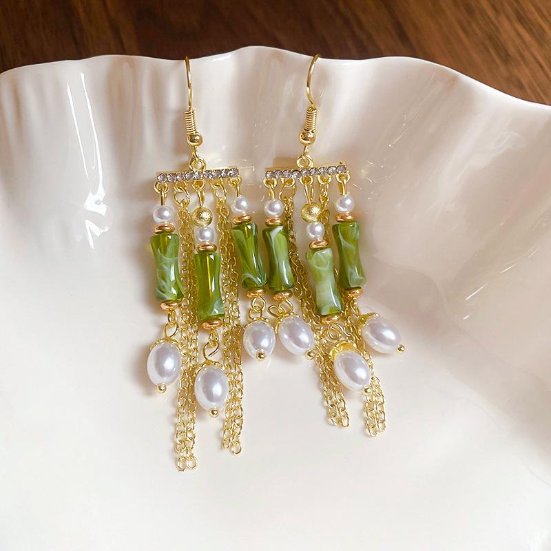 Bohemian Ethnic Style Feathers Fringed Earrings Ear Hooks Personalized Vacation Wind Ears