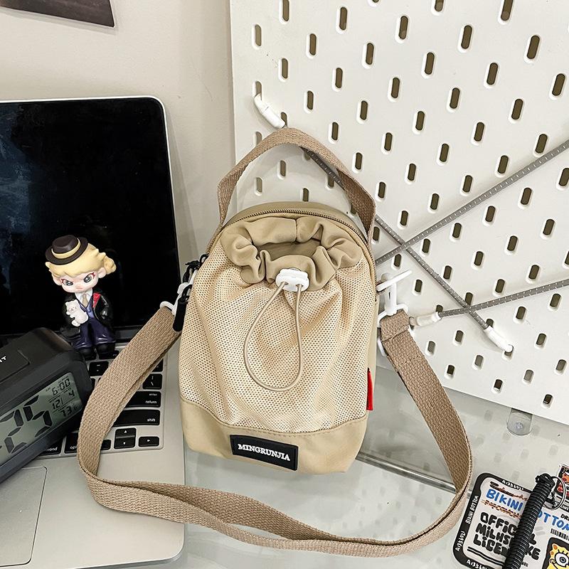 

Summer Leisure Sports Kettle Bag Women S Summer Senior Sense Messenger Water Cup Bag Super Fire Mobile Phone Bag коричневый