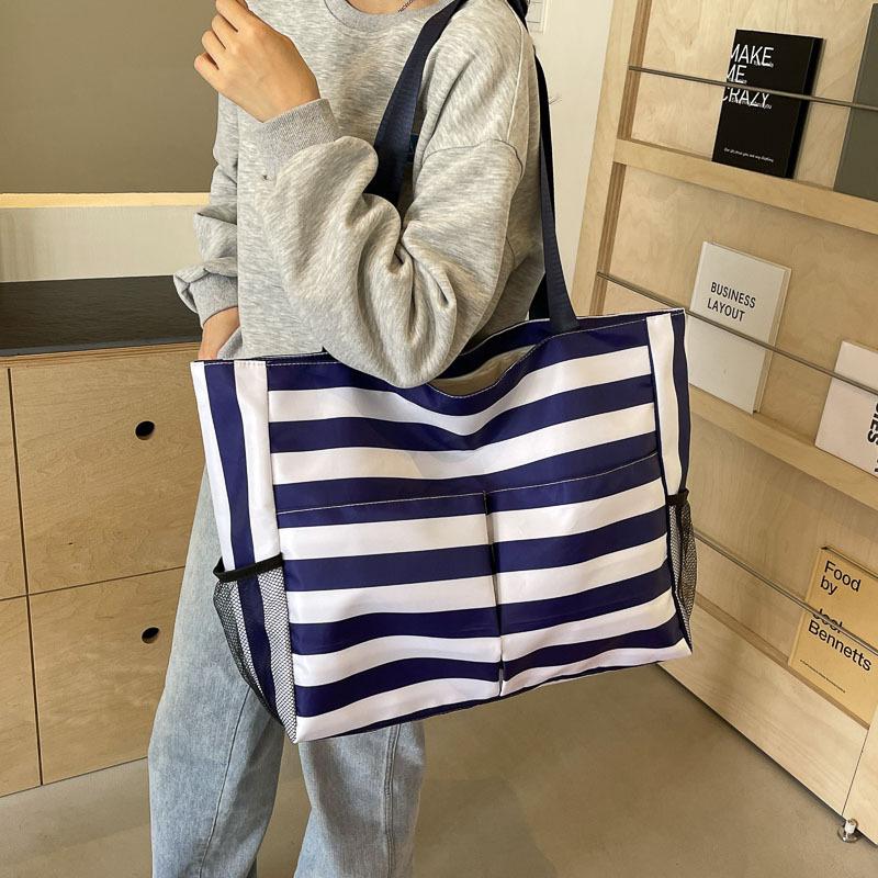 Übergroße Strandtasche Wasserdicht und Sanddicht Damen Strandhandtasche mit Reißverschluss und Feuchtfach, Geeignet für Schwimmbad, Fitnessstudio, Lebensmittelgeschäft, Reisen