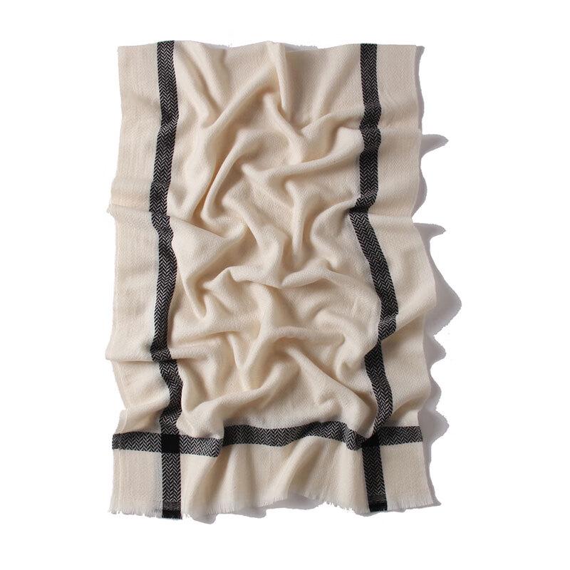 G·TENNA Women's V-Pattern Sequin Wool Scarf