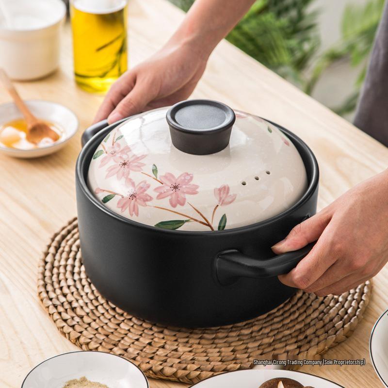 Hand-Painted Clay Pot Lids: Black, White, & Multi-Color Options for Soup-Making