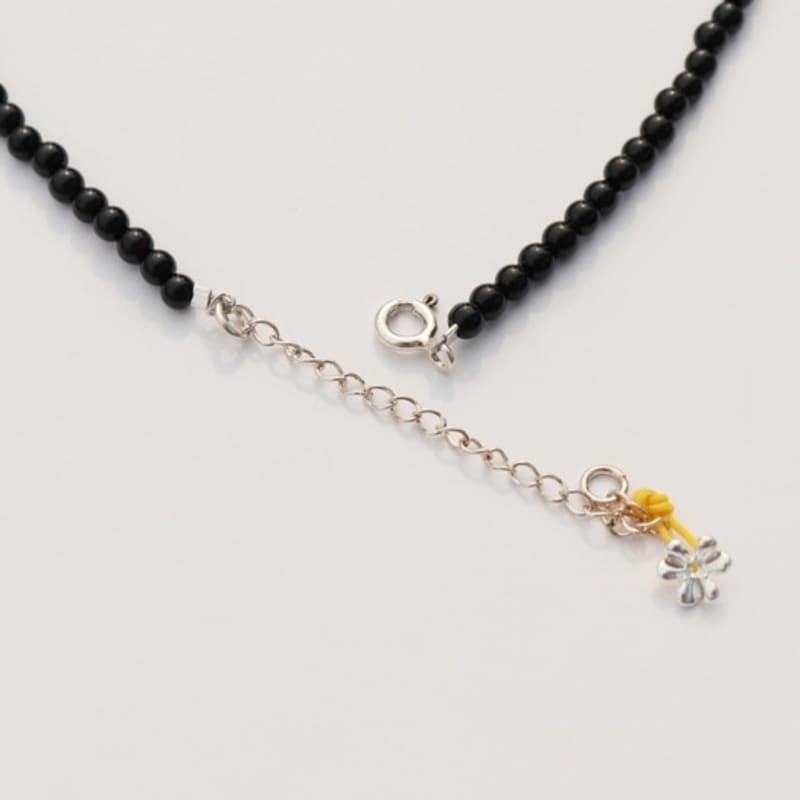 BONBEAU MY Daisy Anhänger Onyx Halskette Silber 925 Gänseblümchen Anhänger Schwarzer Onyx Choker Halskette