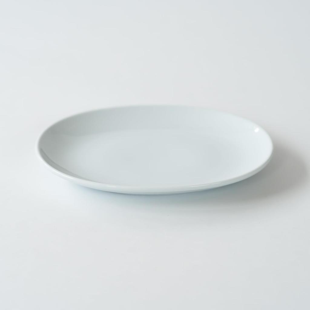 Saikai Pottery Hasami Ware Common Common Plate Dish Oval White Diameter Approximately 19cm Microwave Dishwasher Safe 17040 (Saikaitoki)