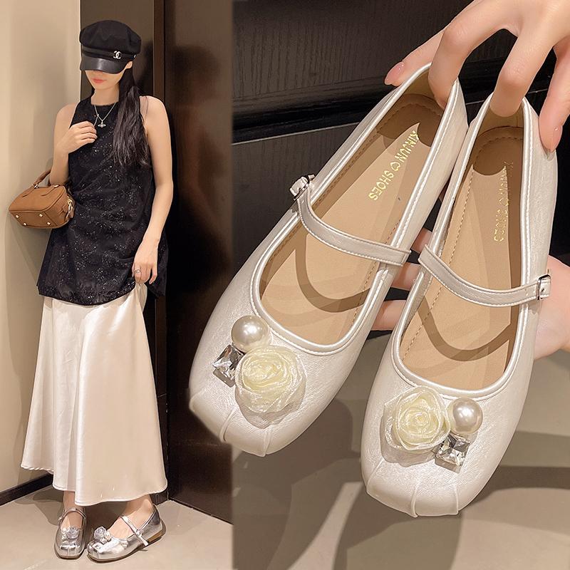 

Модные новые туфли-балетки с жемчугом в китайском стиле для женщин, весна 2025, новые вышитые красные свадебные туфли Мэри Джейн 40