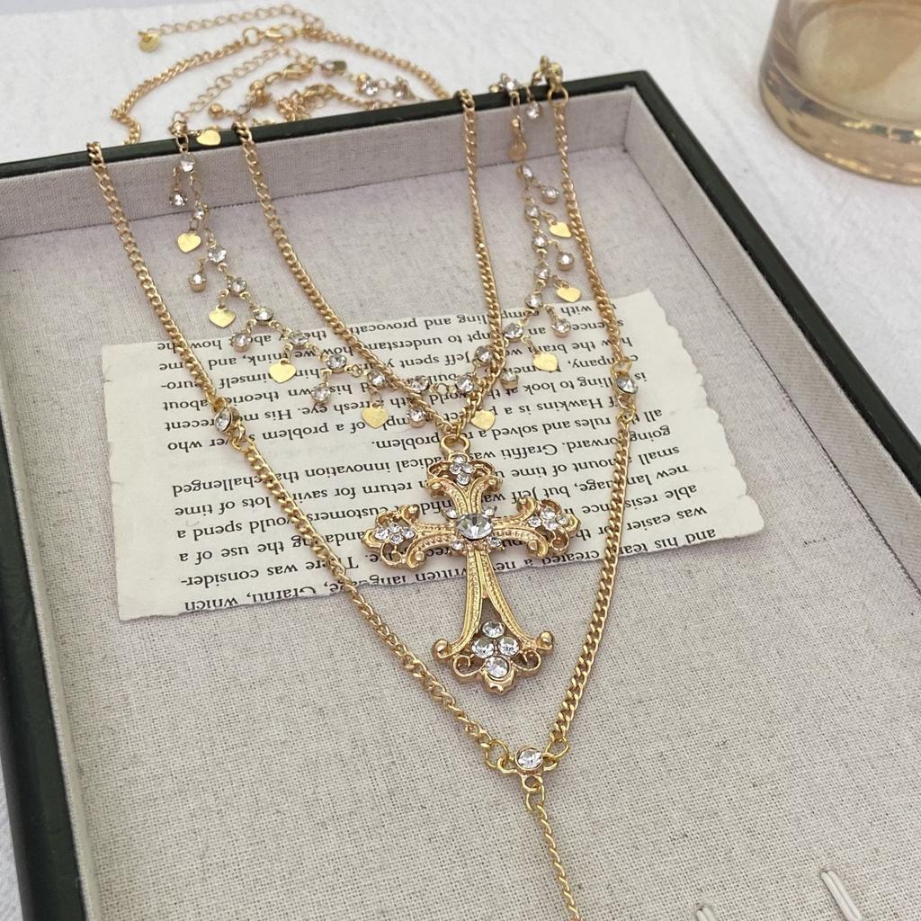 Light luxury niche retro baroque double-layer stacked cross necklace women's autumn and winter versatile high-end sweater chain