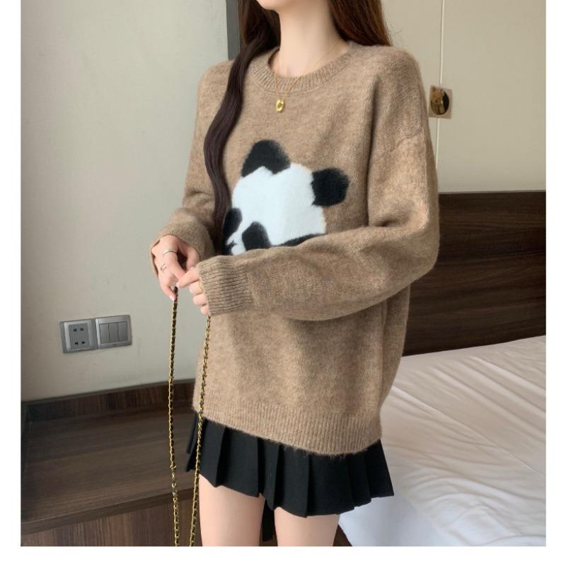 Women's Panda Jacquard Crewneck Sweater for Loose Autumn and Winter Style Slouchy Base Knit Top