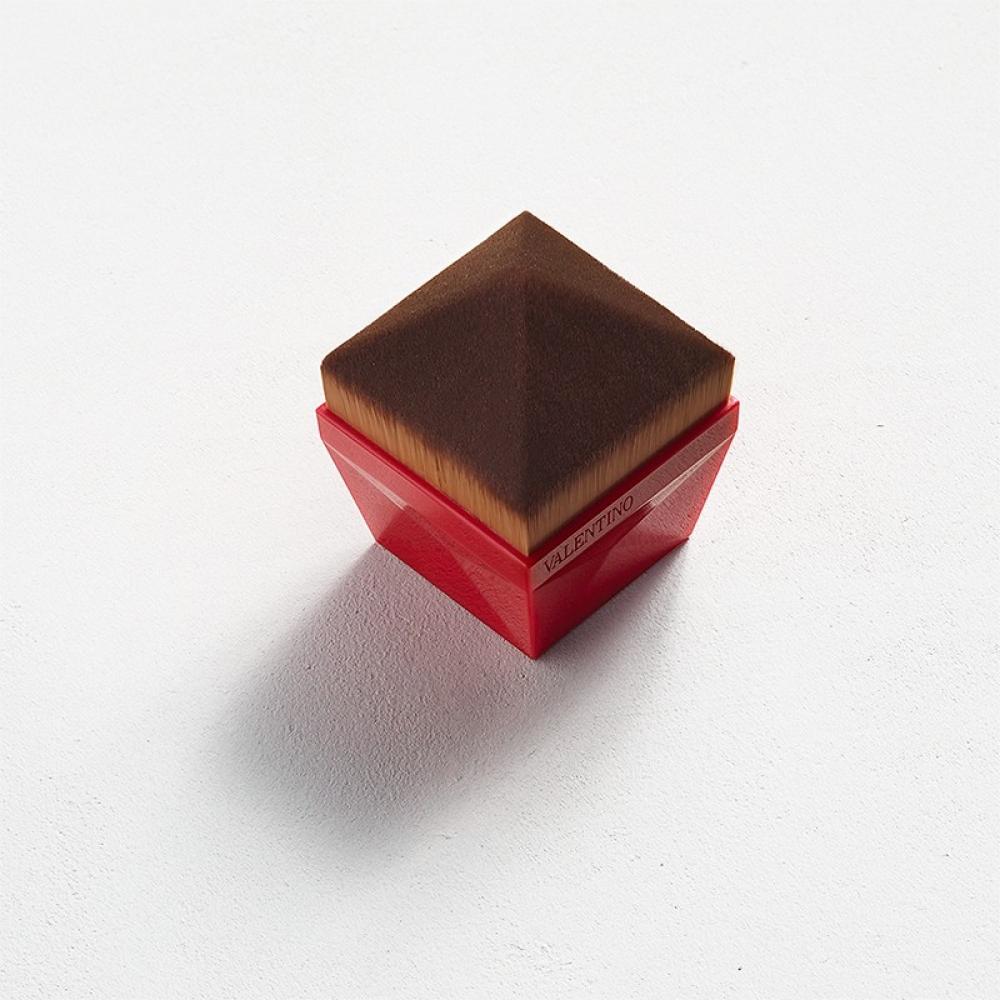 Valentino V Foundation Brush 70g