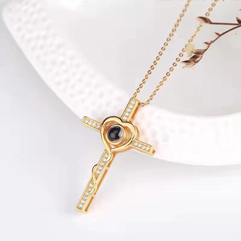 Multilingual Projection Necklace: Customizable Titanium Steel, Non-Fading, with Color Photo Engravings