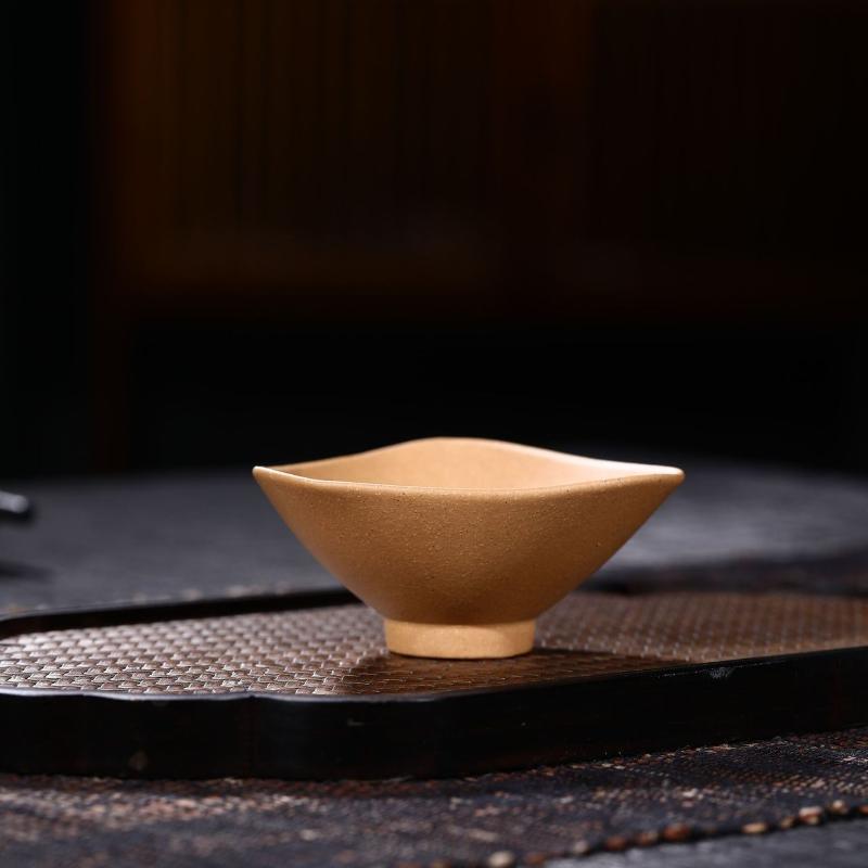 Purple Clay Teacup Tea Tasting Master's Cup Small Capacity Mineral Gold Section Mud Triangle Cup Kung Fu Tea Set