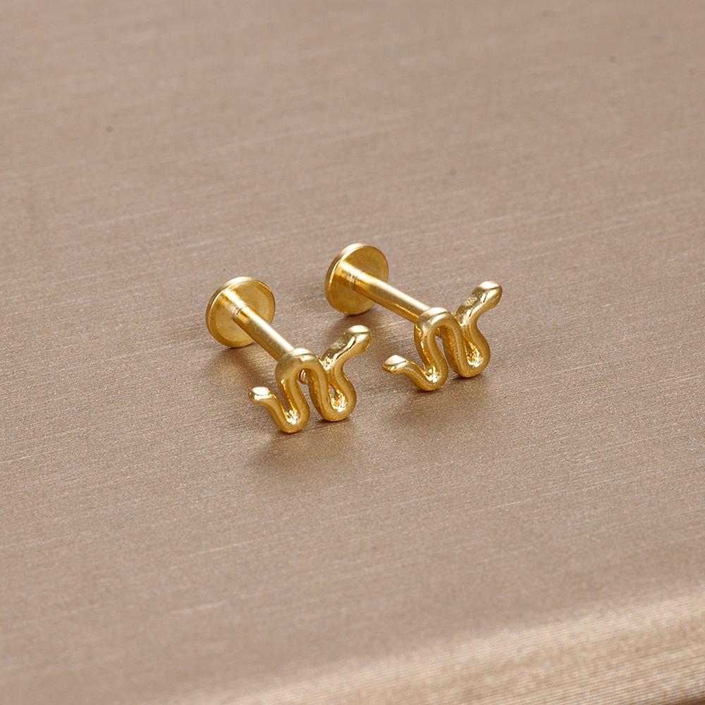 Klasyczny złoty kolor ręka ze stali nierdzewnej wąż stadniny kolczyki dla kobiet mała cyrkonia Punk Helix chrząstka Piercing biżuteria nowość