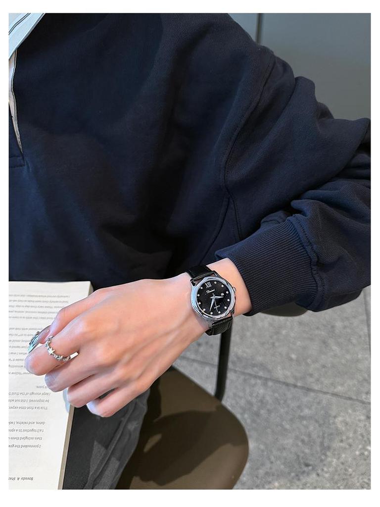 Dinimi Starry Sky Women's Calendar Watch: Light Luxury, High-Value, Fashionable, Elegant Design