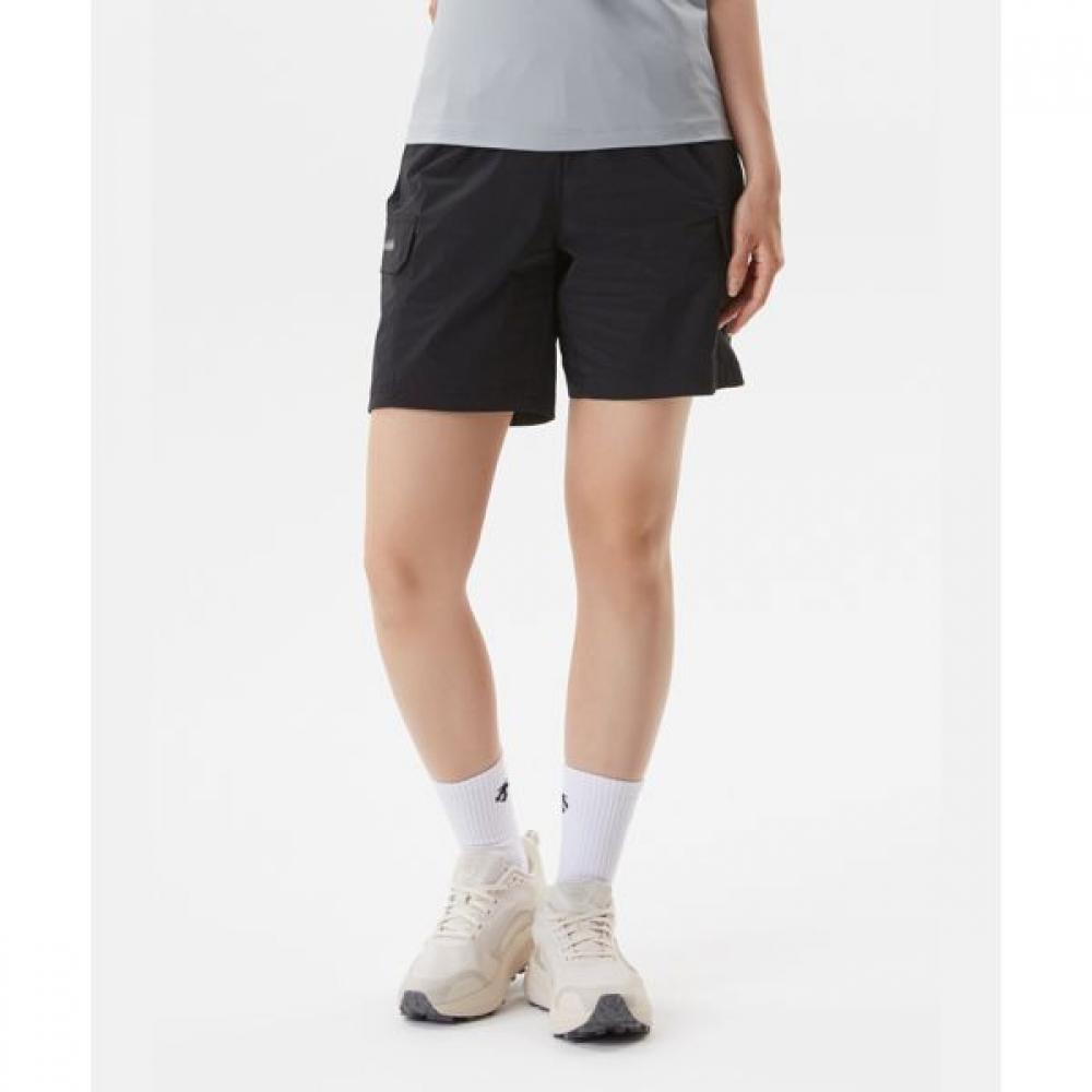 

Легкие шорты Descente Icemotion Cargo Pocket черного цвета BLK0BLACK/70