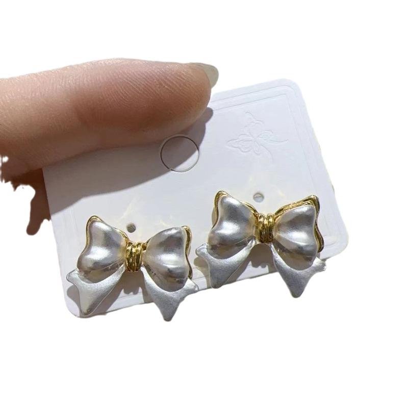 Silver Color Bowknot Stud Earrings for Female Elegant Wedding Part Ear Decoration Metal Knots Women's Unusual Earrings