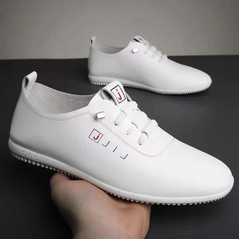 The New Leather Shoes Are Light and Comfortable, and the Soft Sole Is Not Tired. Doudou Shoes Are Fashionable and Casual. Versatile Men's Shoes