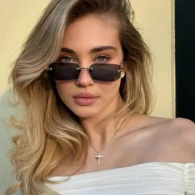 Randlose Sonnenbrille, rechteckig, modisch, beliebt, für Damen und Herren, kleine quadratische Sonnenbrille für Damen und Herren, Sommerreisende, Oculos
