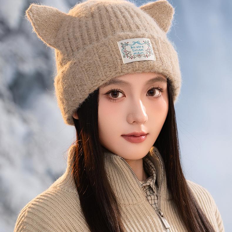 Fashion Warm Cat Ears Wool Hat Women's Autumn and Winter Thickened Windproof Pullover Hat Casual Ear Hat