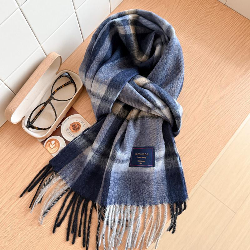 111% pure blue-gray plaid scarf for men and women, winter knitted to keep warm, high-end temperament plaid scarf