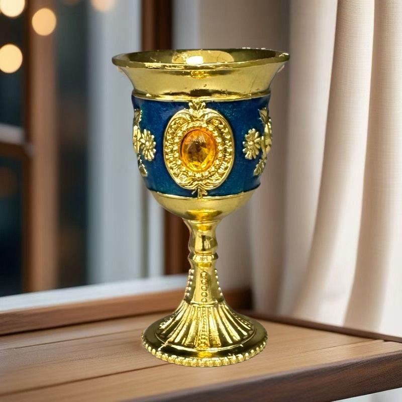 Zinklegierung ist ein hohes Weinglas, eine halbe Tael Baijiu-Tasse, Haushaltsornamente, hochwertiges doppeltes Biss-Weinglas