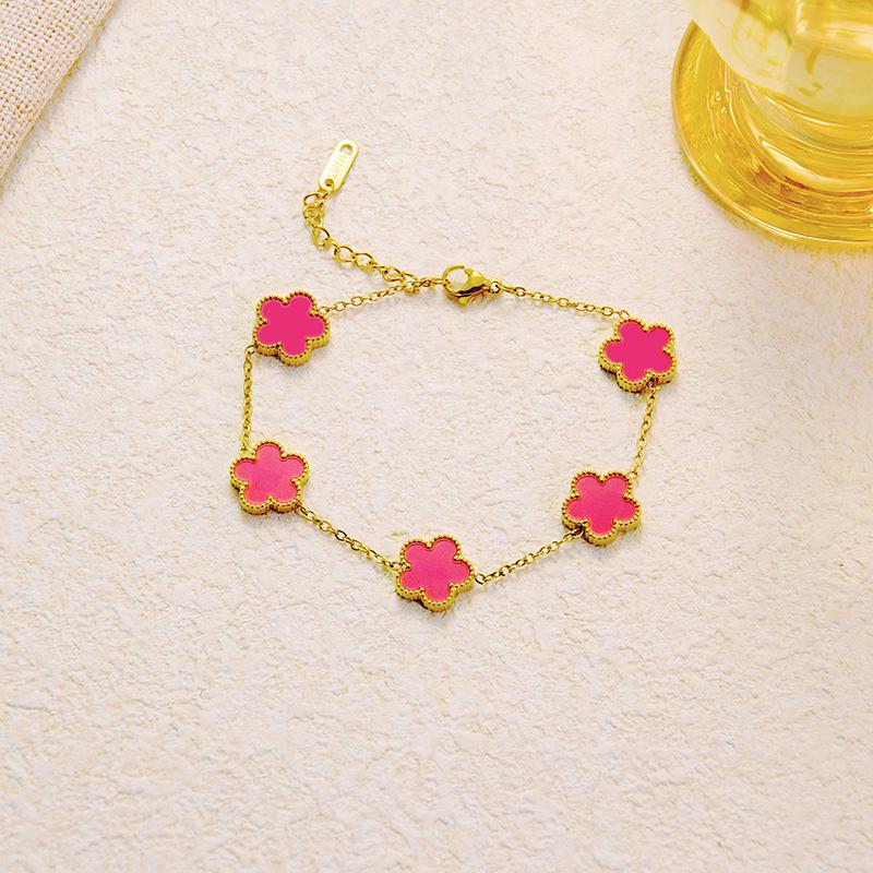 Titanium Steel Clover Bracelet with Mother-of-Pearl Double-Sided Design - Elegant and Versatile Fashion Jewelry.