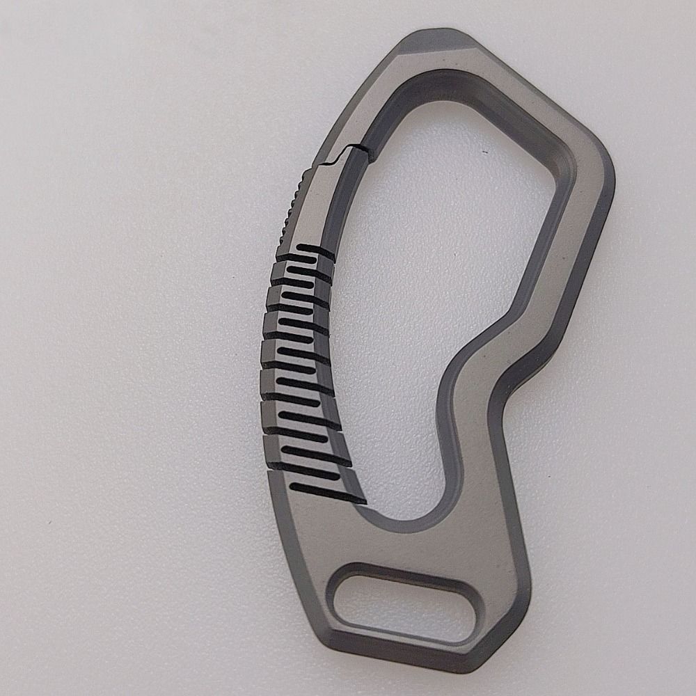 Titanium Alloy Titanium Alloy Keyrings Super Lightweight Pendant New EDC Tool  Male Creativity Gift