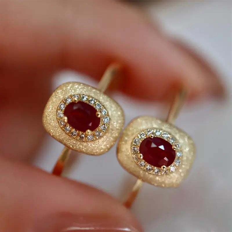 Huitan Minialist Ring for Women Inlaid Shining Red Cubic Zirconia Versatile Wedding Engagement Accessories Gold Color Jewelry