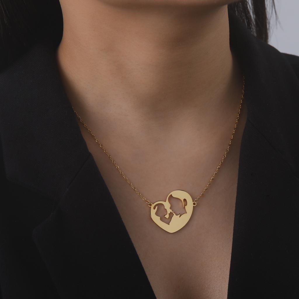 Family Baby Mom Pendant Necklace Simple Hollow Hugging Heart Choker Stainless Steel Jewelry 2026 Trend New Mother’s Day Gifts