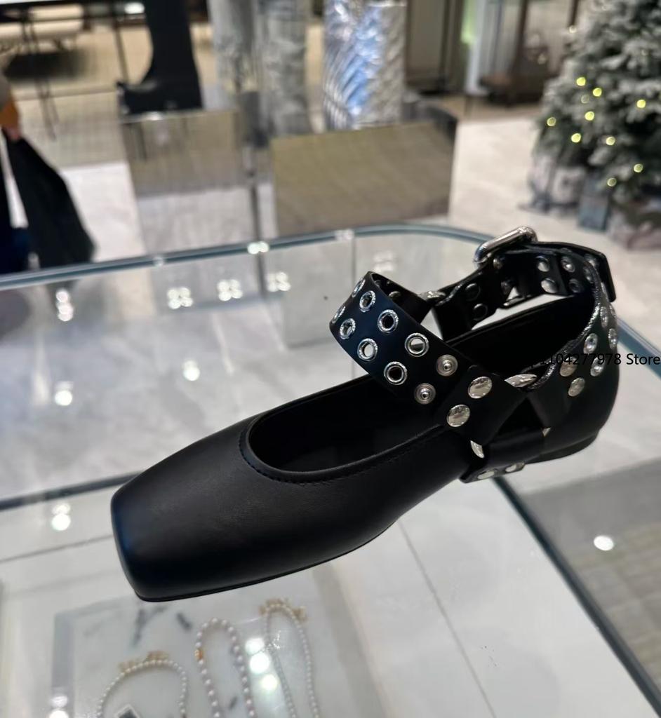 Fashion Female Footwear Round Toes Luxury Women Flats Mary Janes Shoes Allow Fashion Buckle Strap Ladies Ballet Rivets Flats Shoes