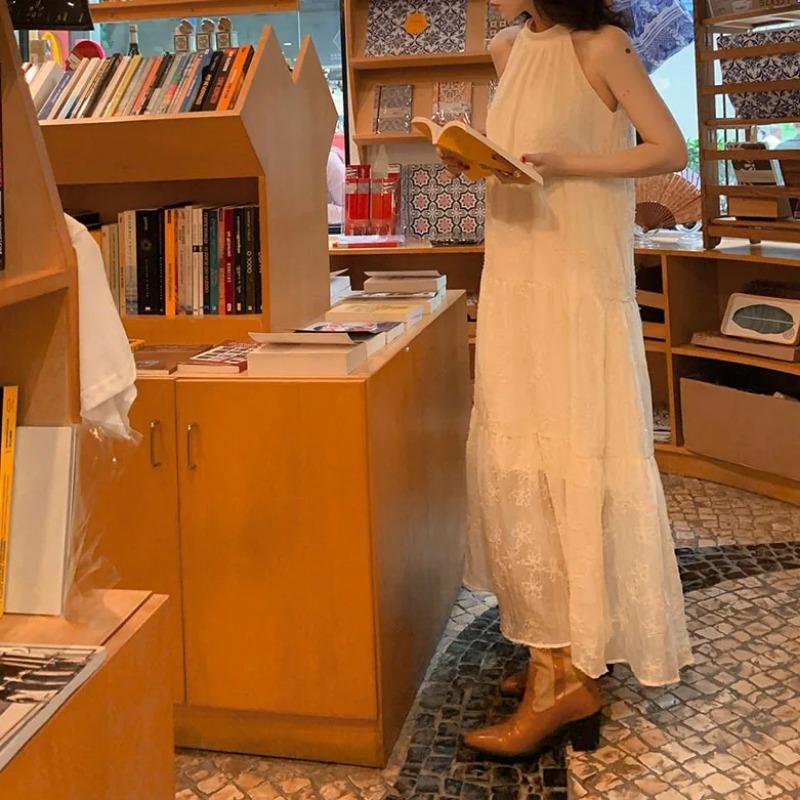 Vintage Ärmellose Neckholder Midikleider für Damen Spitze Sexy Off Shoulder Loose French Langes Kleid Frühling Sommer 2024 Apricot