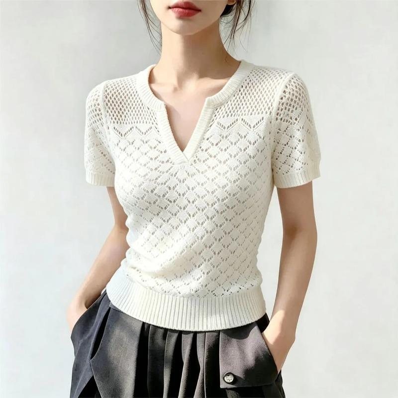 Women's White Hollow Diamond Knit Notch V Neck Slim Short Sleeve Knit Top